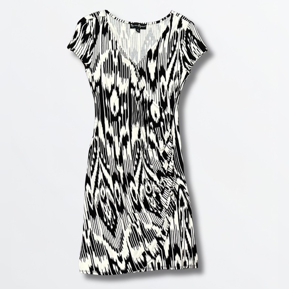 mercer & madison Dresses & Skirts - Mercer & Madison Black White Ikat Wrap Style Dress Size Small Stretchy Midi EUC